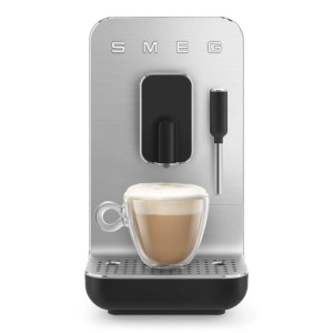 Automatyczny ekspres do kawy Smeg BCC02BLMEU czarny