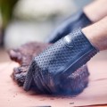 Zestaw silikonowych rękawic do grilla odpornych na ciepło do 204'C , wielokrotnego użytku Weber 7017
