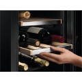 Chłodziarka do wina Electrolux EWUS018B7B
