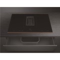 Płyta indukcyjna z wbudowanym okapem Smeg HOBD682R1, linia Dolce Stil Novo