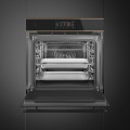 Piekarnik elektryczny z funkcją pary Smeg SO6606WS4PNR, linia Dolce Stil Novo