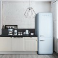 Młynek do kawy Smeg CGF11PBEU błękitny