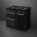Kuchnia wolnostojąca z płytą gazową Smeg CX103GMBL