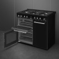 Kuchnia wolnostojąca z płytą gazową Smeg CX103GMBL