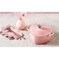 Brytfanna Le Creuset w Kształcie Serca z Uchwytem do Pokrywki Serce 20 cm  1.9L shell pink