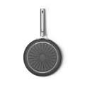 Patelnia Smeg o średnicy 28cm FPF2802BLM Czarny mat