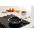Patelnia Smeg o średnicy 24cm FPF2402EGM Szmaragdowy mat