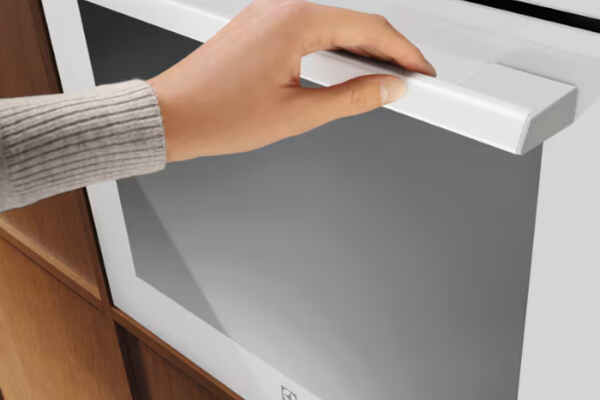 Piekarnik Electrolux LOE8F38V (3).JPG