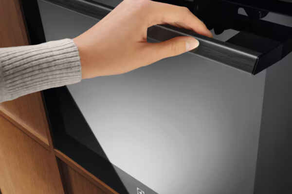 Piekarnik Electrolux LOE8F38Z (3).jpg