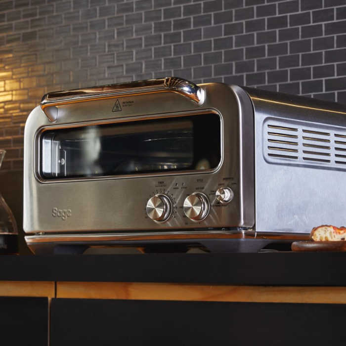Elektryczny piecyk do pizzy Sage - Pizzaiolo SPZ820BSS