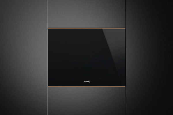 Chłodziarka na wino Smeg CVI620NRE linia Dolce Stil Novo